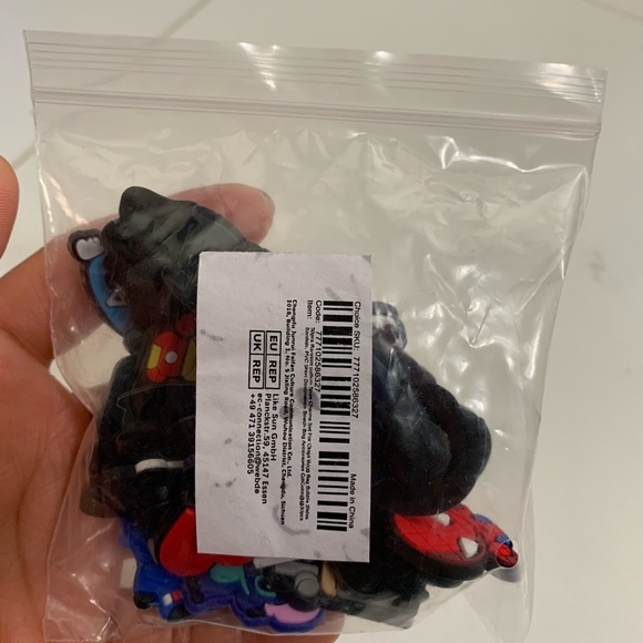 Bundle Brand New 23 pcs Crocs Charms (unbranded) - Picture 4 of 5
